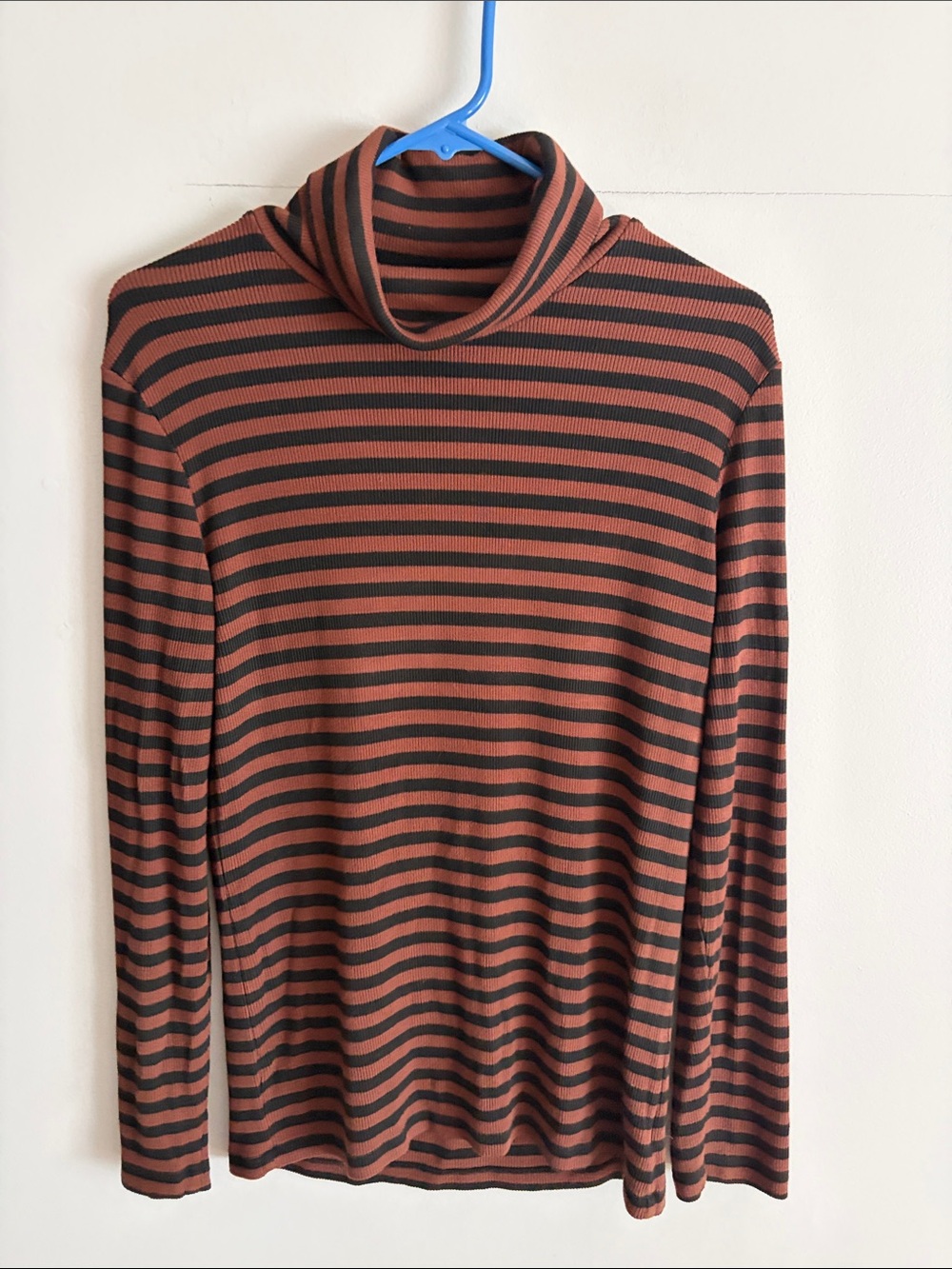 Sanctuary Striped Cowl Neck Long Sleeve Top in brown and Black. XL.rayon/spandex